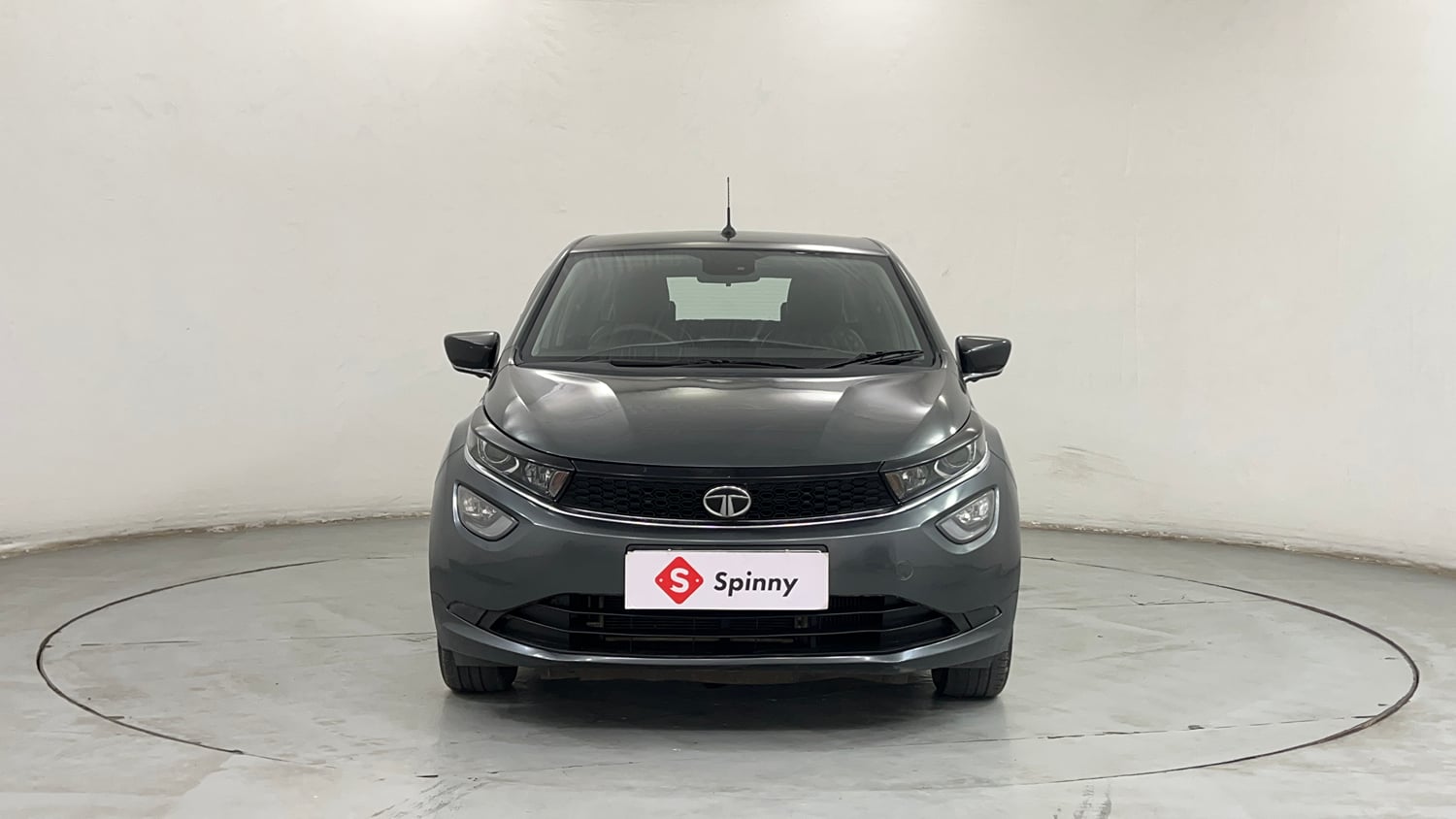 Used 2022 Tata Altroz XZ Diesel Diesel Manual exterior FRONT VIEW
