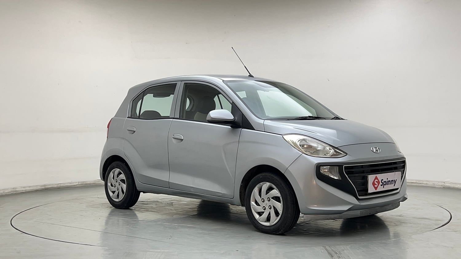 Used 2021 Hyundai Santro Sportz Petrol Manual exterior RIGHT FRONT CORNER VIEW