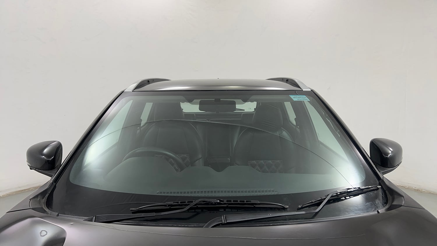 Used 2024 Nissan Magnite XV Premium Turbo CVT Petrol Automatic exterior FRONT WINDSHIELD VIEW