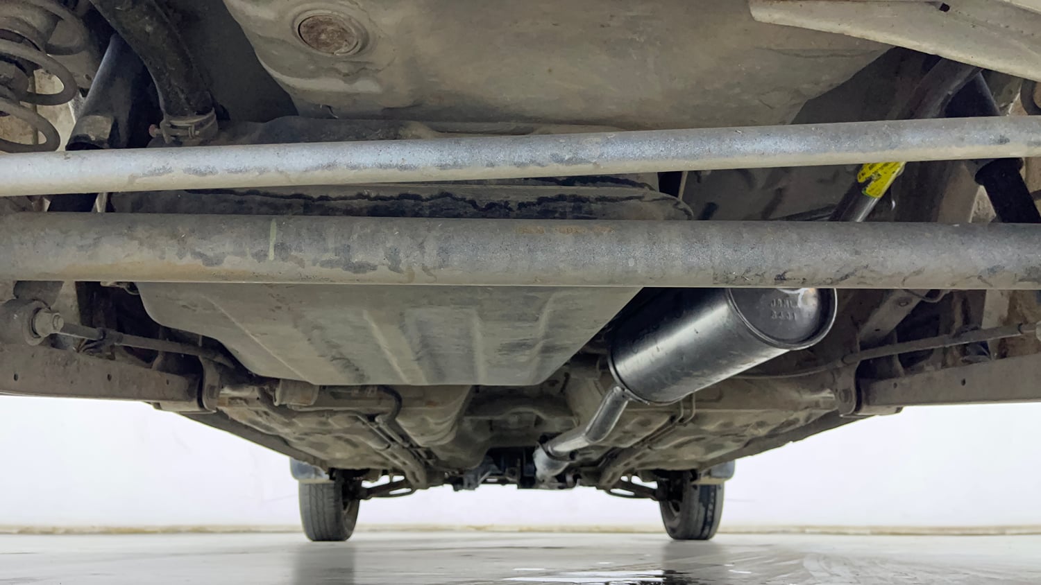 Used 2013 Maruti Suzuki Alto 800 Lxi Petrol Manual extra REAR UNDERBODY VIEW (TAKEN FROM REAR)