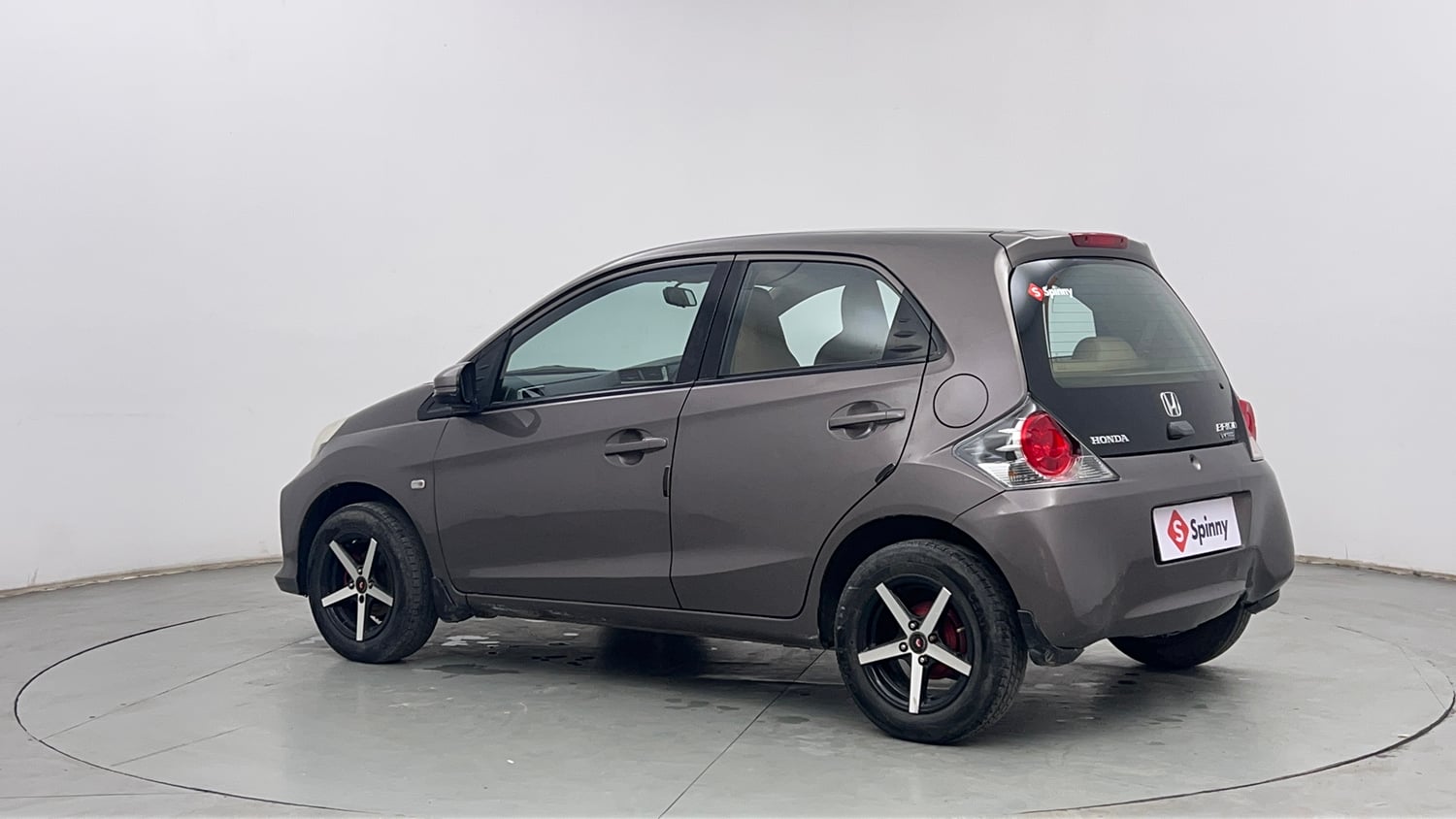 Used 2016 Honda Brio S MT Petrol Manual exterior LEFT REAR CORNER VIEW