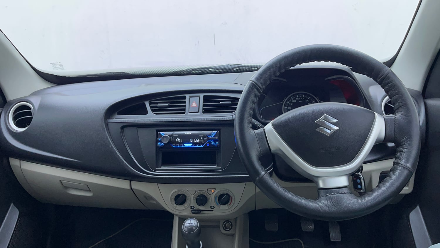 Used 2020 Maruti Suzuki Alto 800 LXi Petrol Manual interior DASHBOARD VIEW