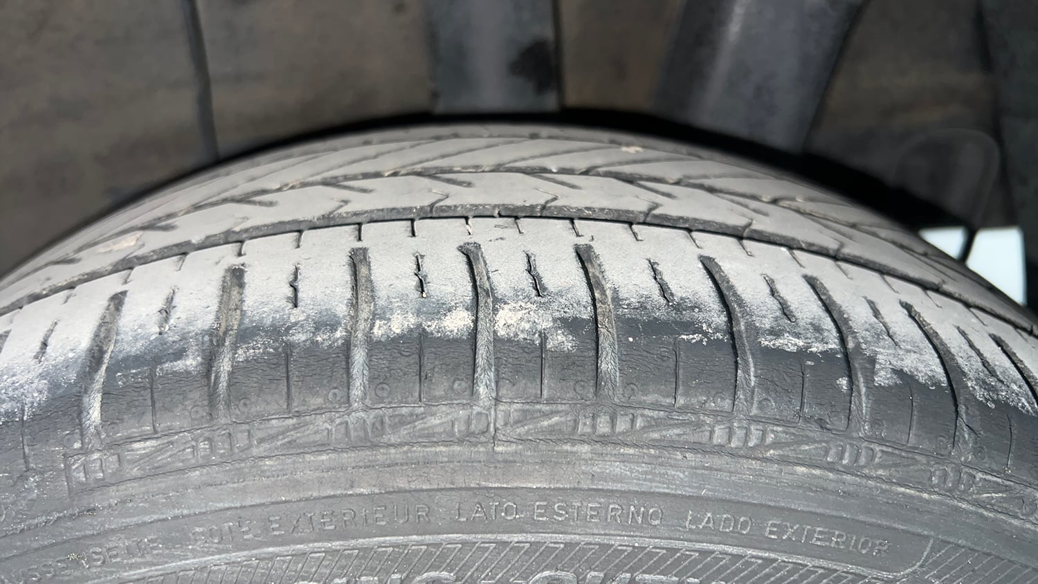 Used 2020 Hyundai Grand i10 Sportz 1.2 Kappa VTVT Petrol Manual tyres LEFT REAR TYRE TREAD VIEW