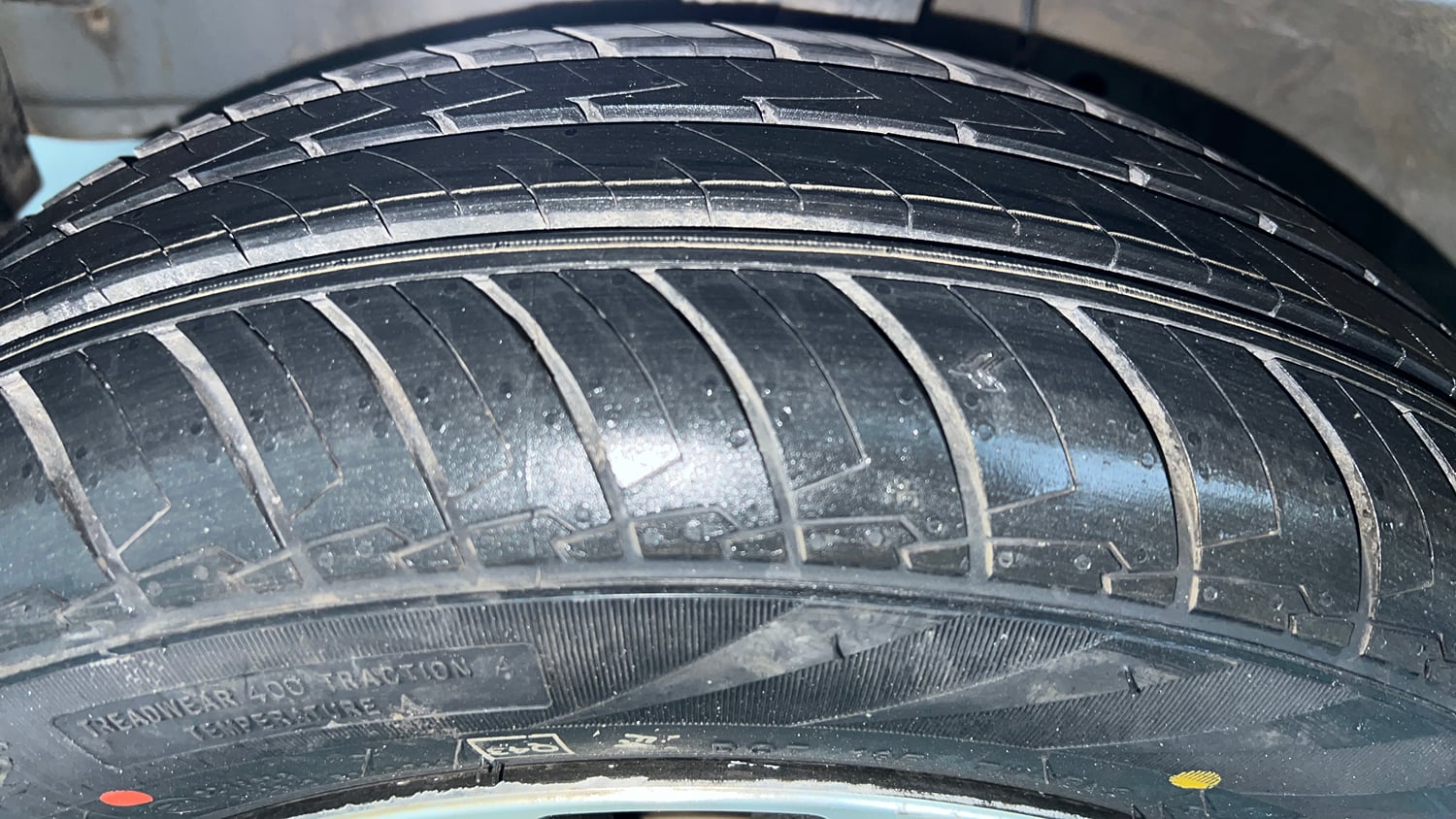 Used 2023 Honda Amaze VX 1.2 Petrol CVT Petrol Automatic tyres LEFT FRONT TYRE TREAD VIEW