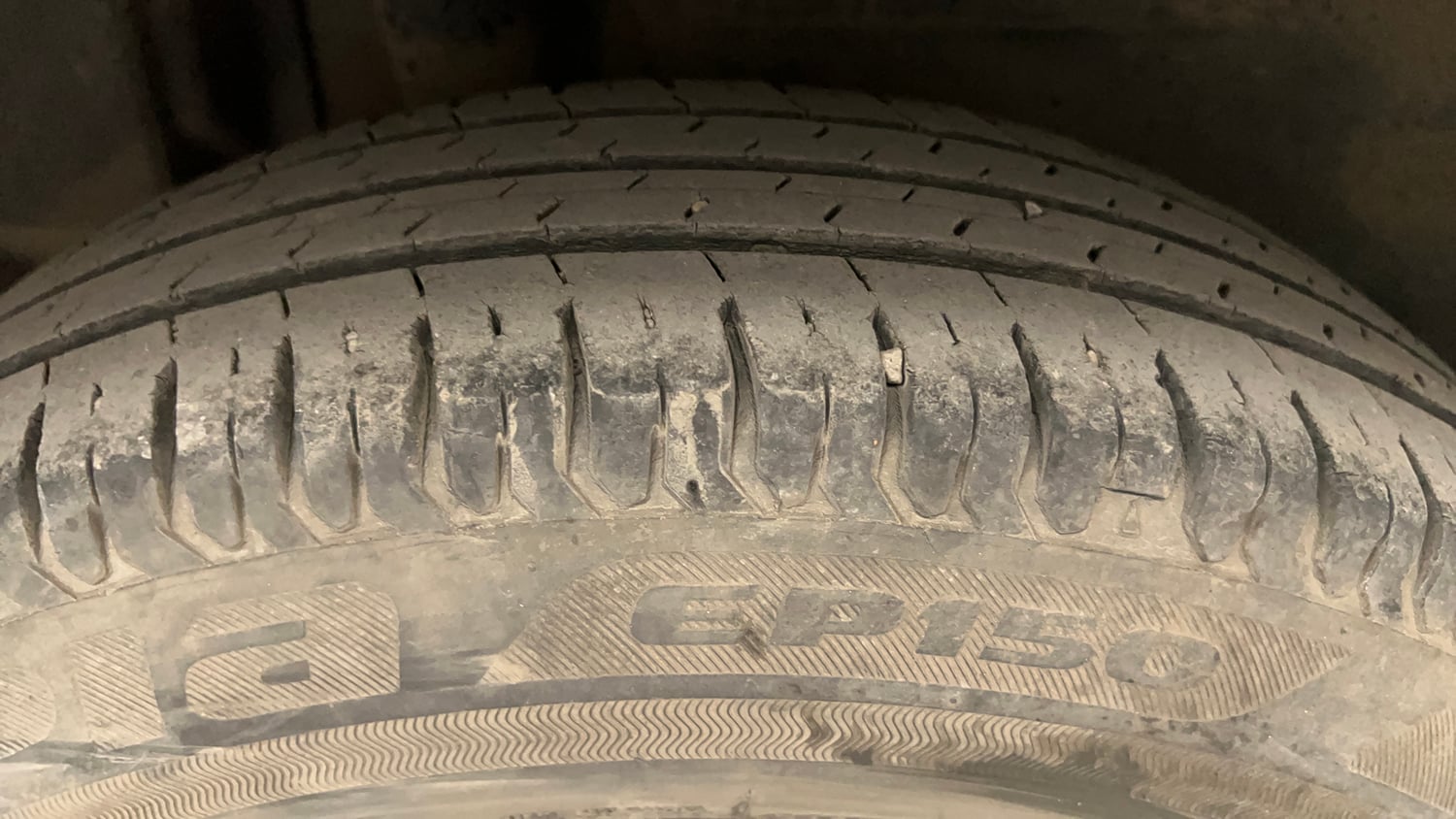 Used 2019 Maruti Suzuki Dzire VXi Petrol Manual tyres RIGHT REAR TYRE TREAD VIEW