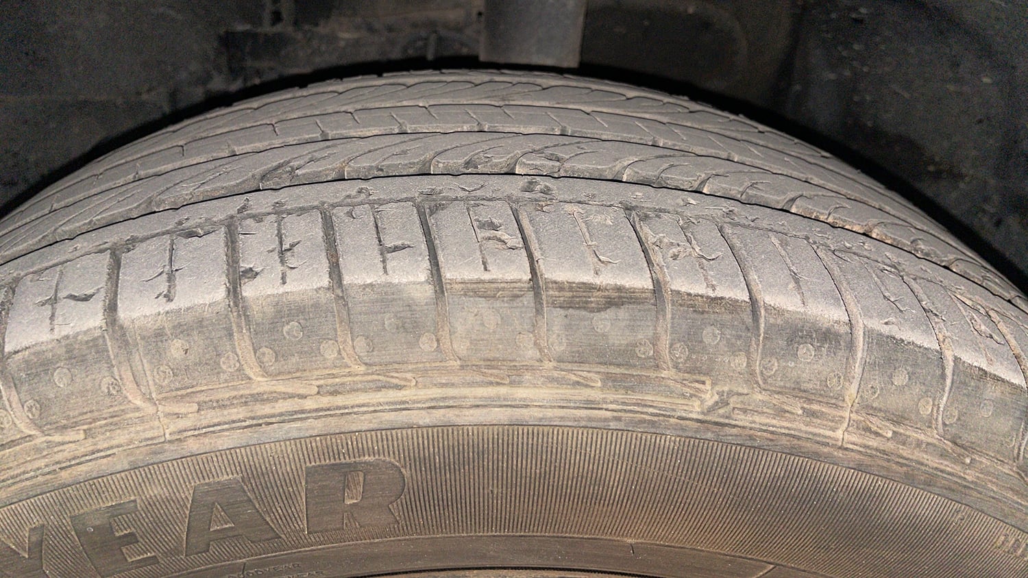 Used 2023 Tata Nexon XMA (S) Petrol Automatic tyres LEFT FRONT TYRE TREAD VIEW