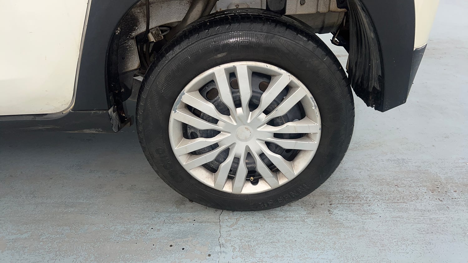 Used 2019 Mahindra KUV100 NXT K4 Plus 6 STR Petrol Manual tyres LEFT REAR TYRE RIM VIEW