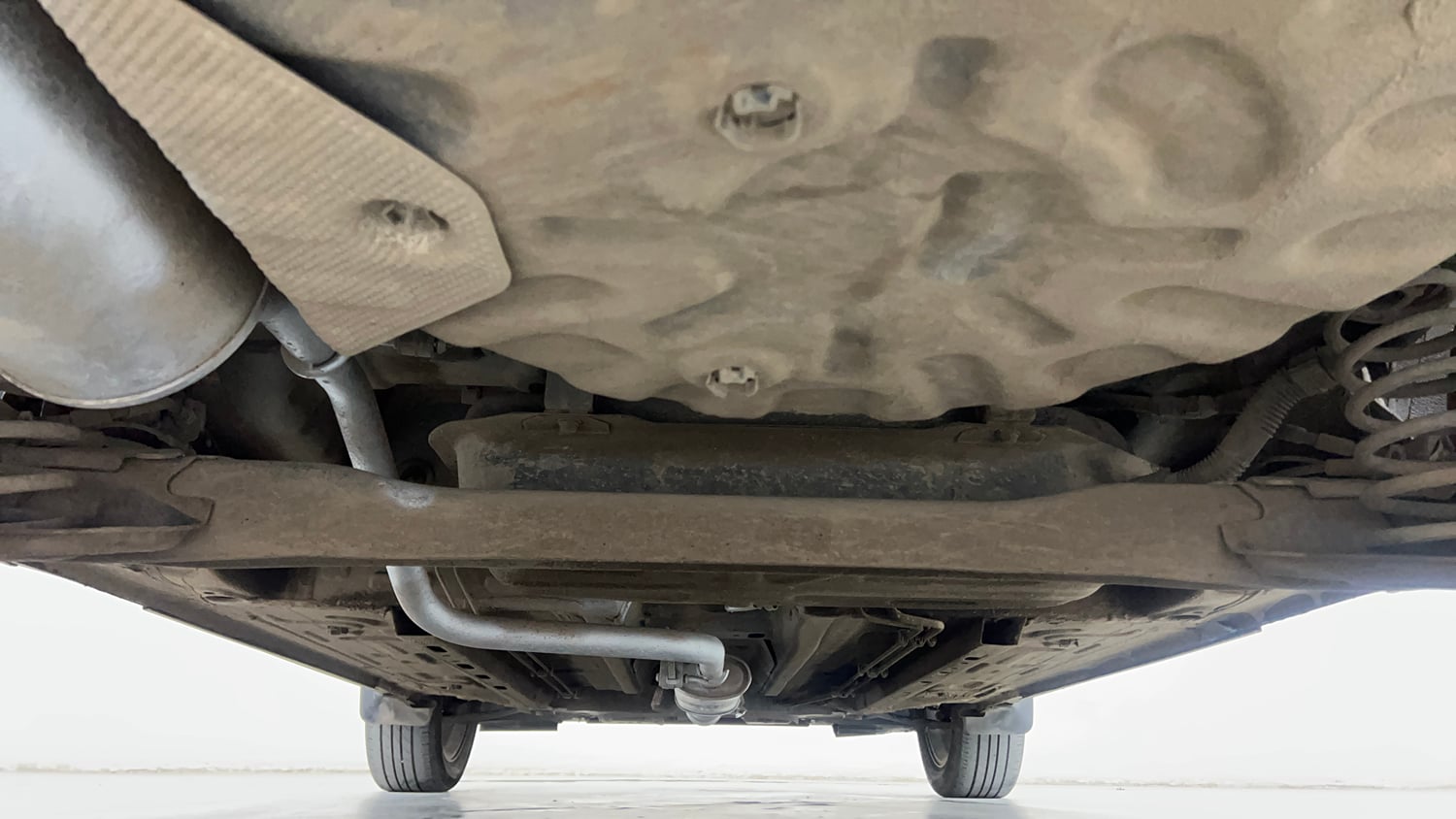 Used 2024 Nissan Magnite XV Premium Turbo CVT Petrol Automatic extra REAR UNDERBODY VIEW (TAKEN FROM REAR)