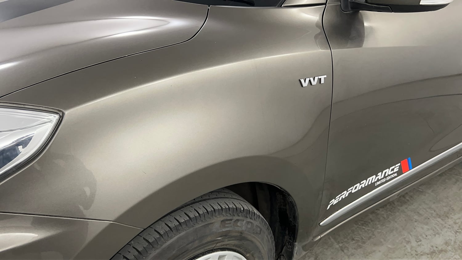 Used 2019 Maruti Suzuki Dzire VXi Petrol Manual dents MINOR SCRATCH