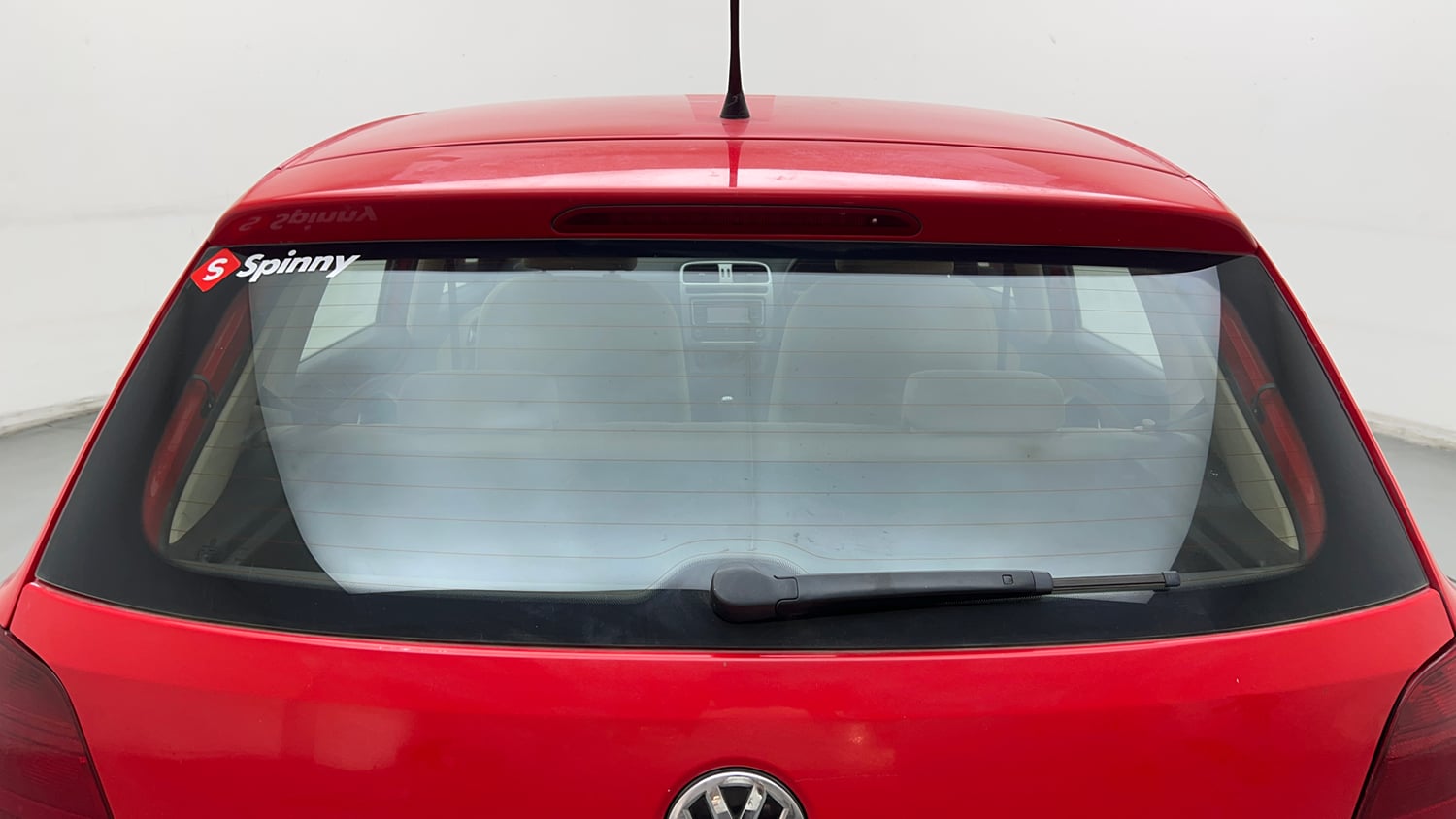 Used 2015 Volkswagen Polo Highline1.2L (P) Petrol Manual exterior BACK WINDSHIELD VIEW