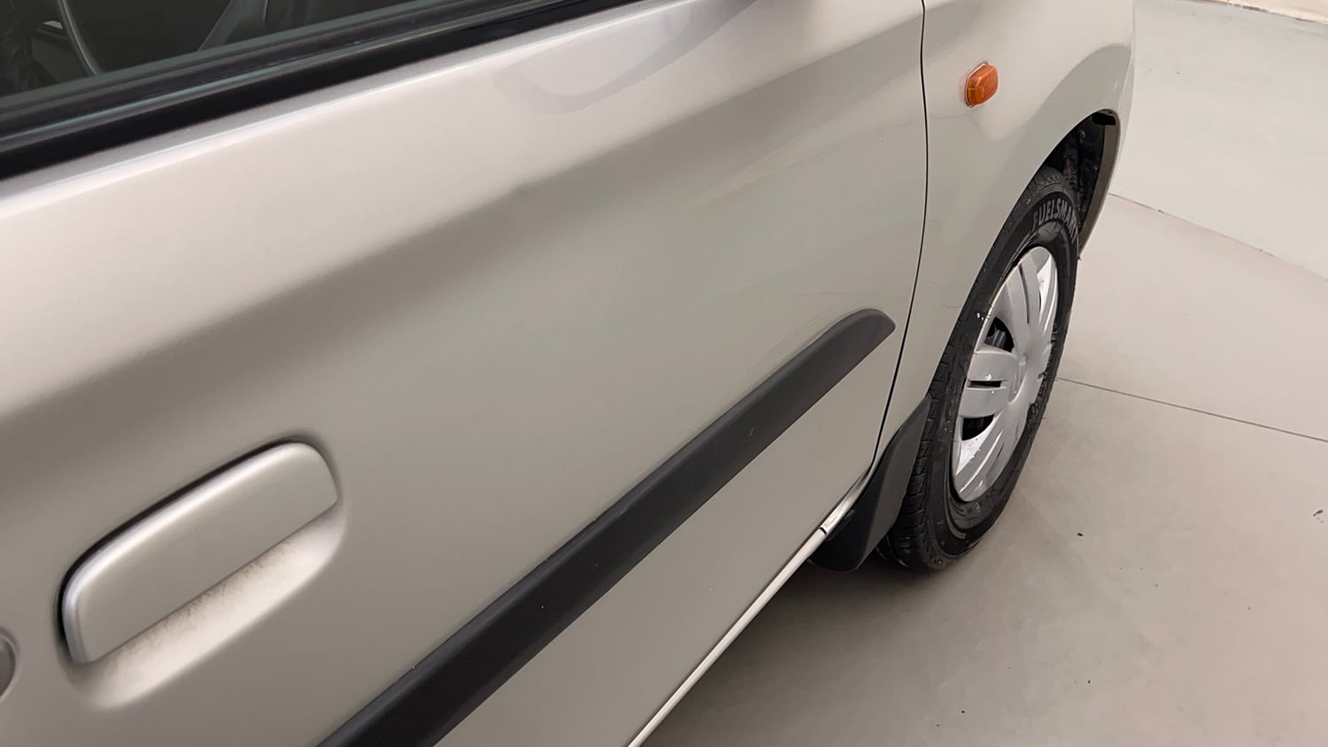 Used 2023 Maruti Suzuki Alto 800 VXi Petrol Manual dents MINOR DENT