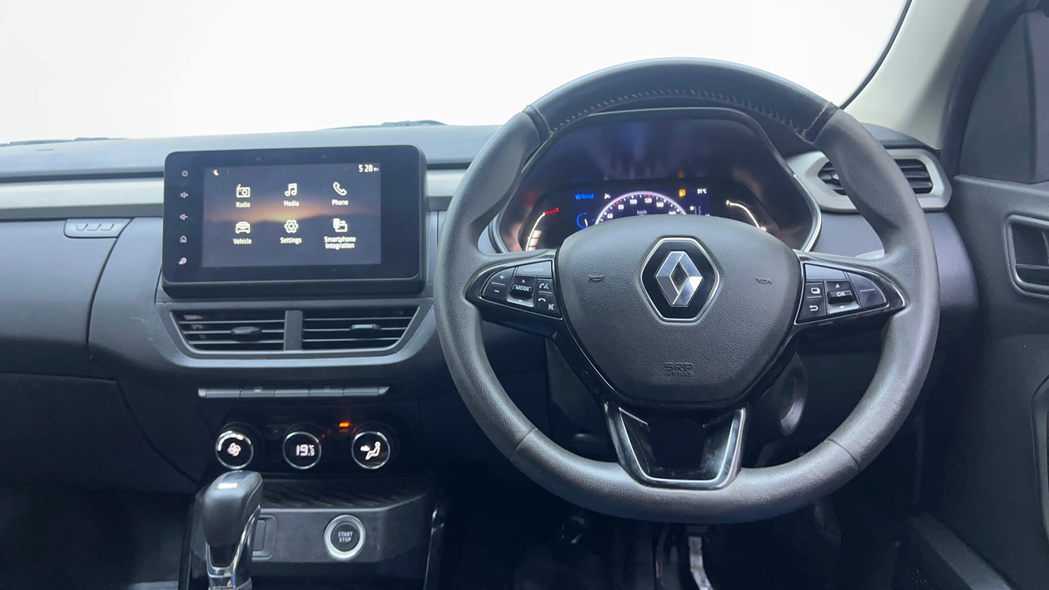 Used 2021 Renault Kiger RXZ Turbo CVT Petrol Automatic interior STEERING VIEW