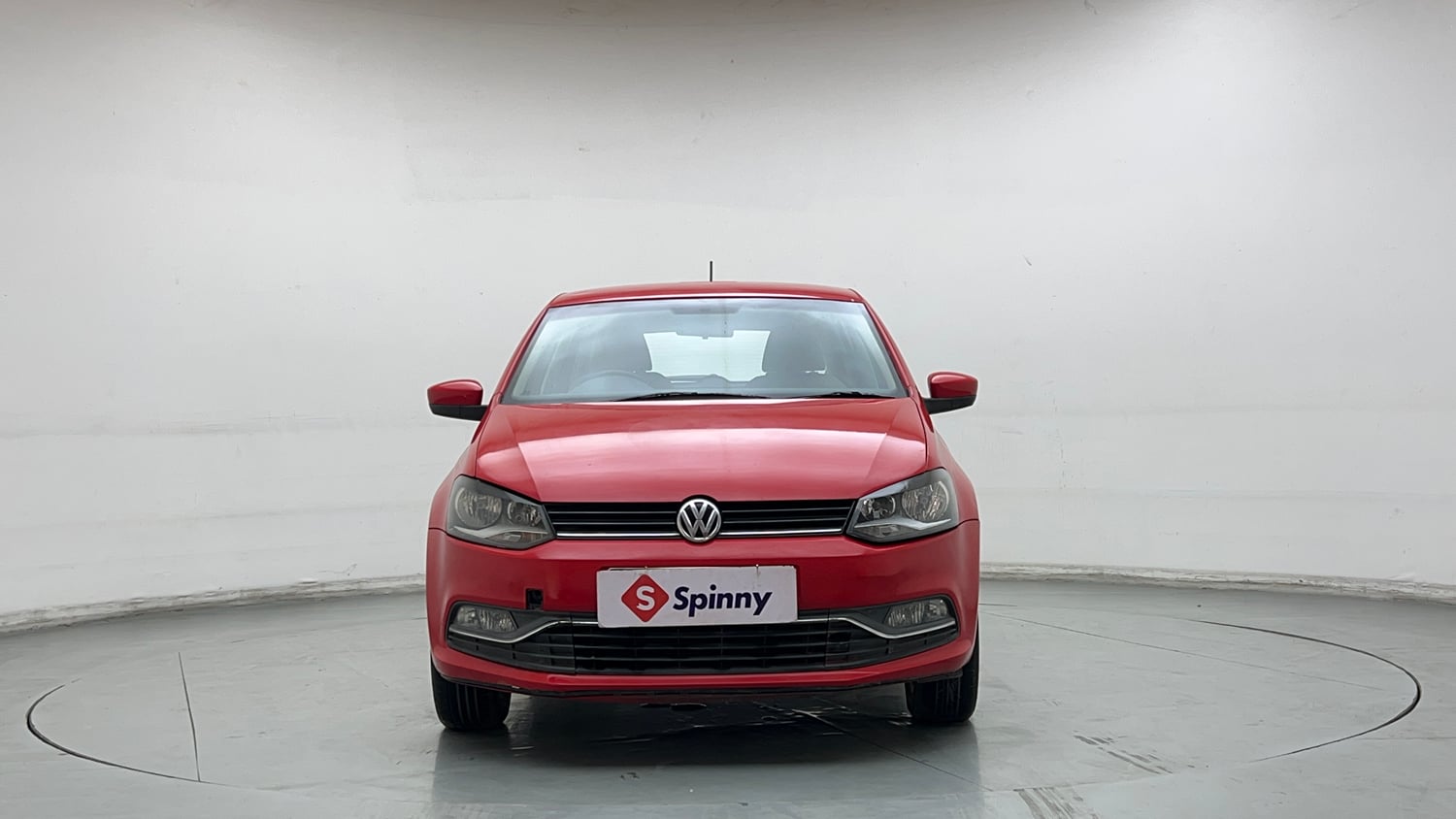 Used 2015 Volkswagen Polo Highline1.2L (P) Petrol Manual exterior FRONT VIEW