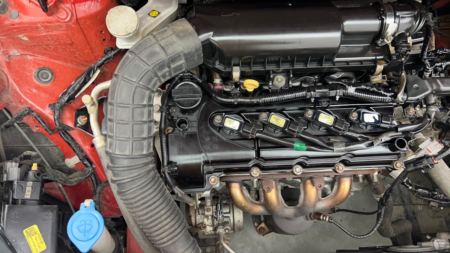 Used 2020 Maruti Suzuki Swift LXi Petrol Manual engine ENGINE RIGHT SIDE VIEW