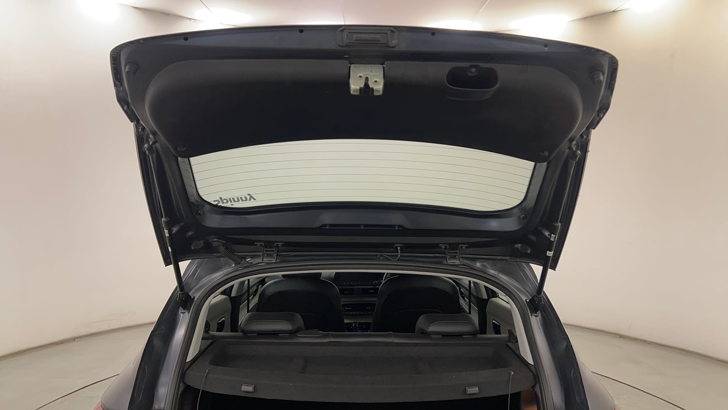 Used 2023 Hyundai New i20 Asta (O) 1.2 IVT Petrol Automatic interior DICKY DOOR OPEN VIEW