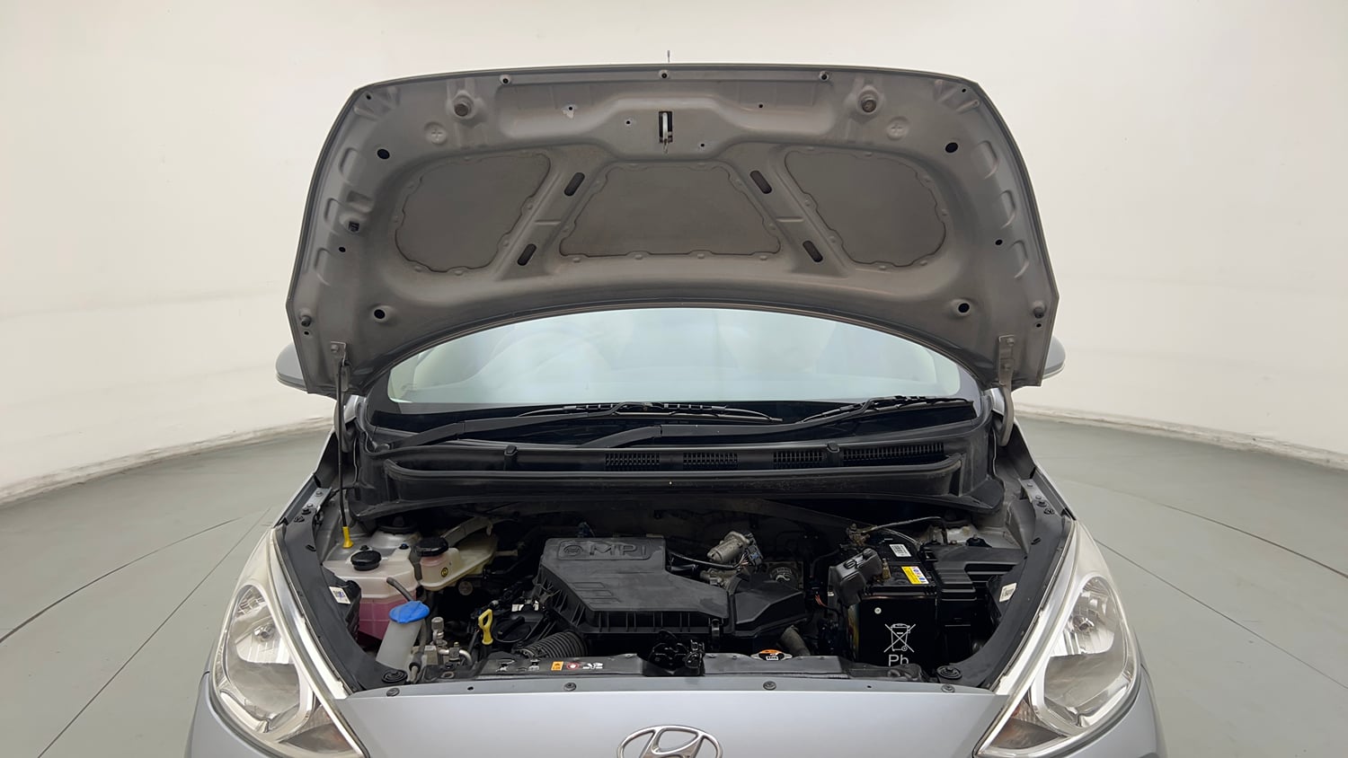 Used 2021 Hyundai Santro Sportz Petrol Manual engine ENGINE & BONNET OPEN FRONT VIEW
