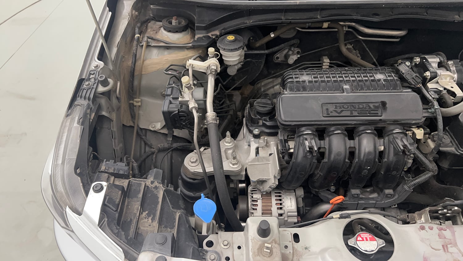 Used 2022 Honda Amaze VX MT 1.2 Petrol Petrol Manual engine ENGINE RIGHT SIDE VIEW