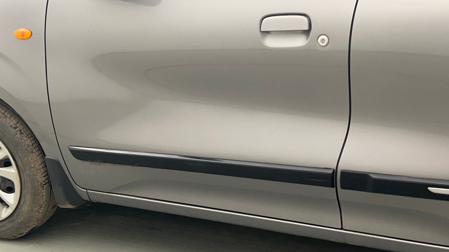 Used 2023 Maruti Suzuki Celerio VXi Petrol Manual dents MINOR SCRATCH