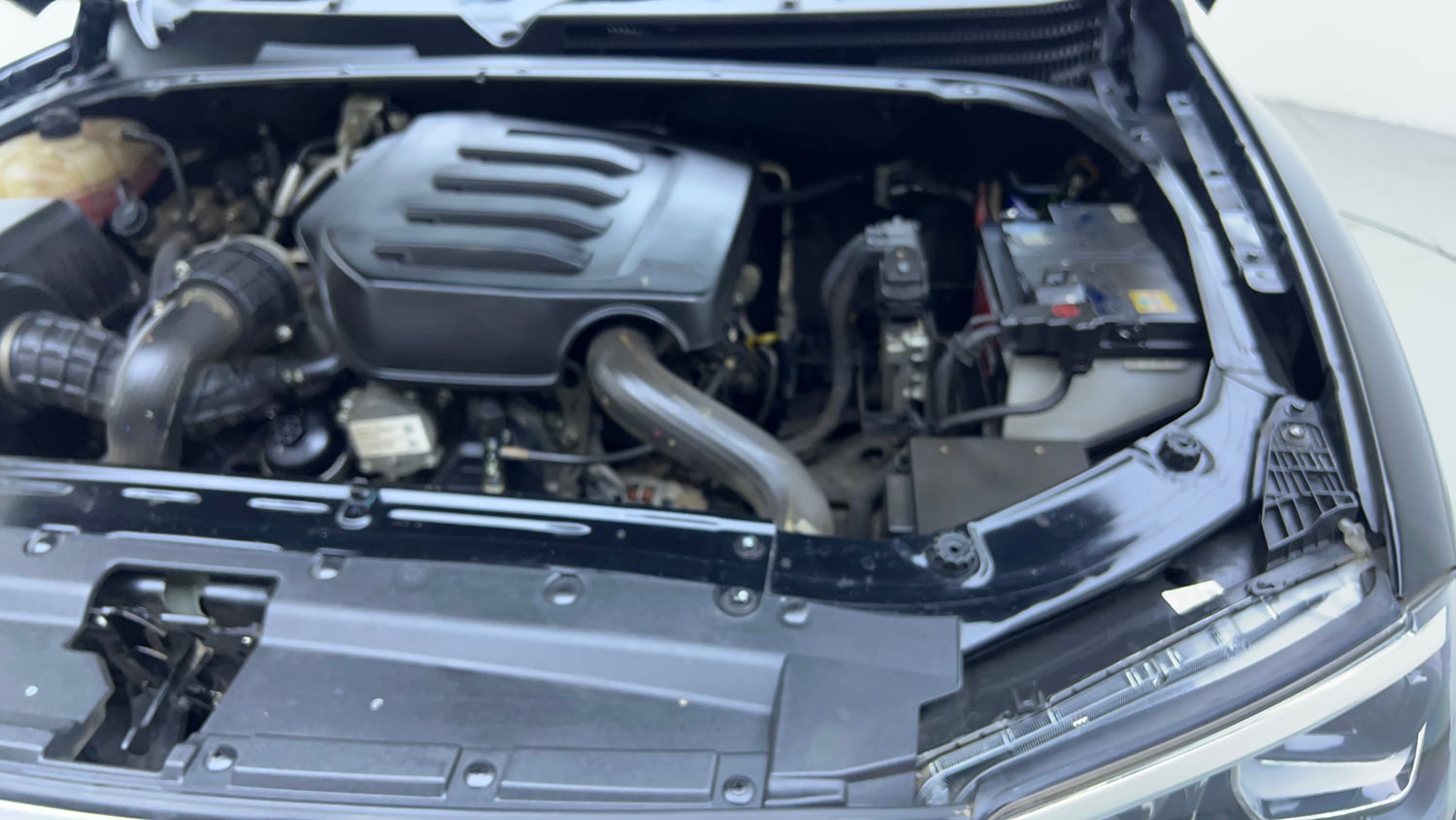 Used 2024 Mahindra Scorpio N Z8 L Diesel AT 4WD 7 STR Diesel Automatic engine ENGINE LEFT SIDE VIEW