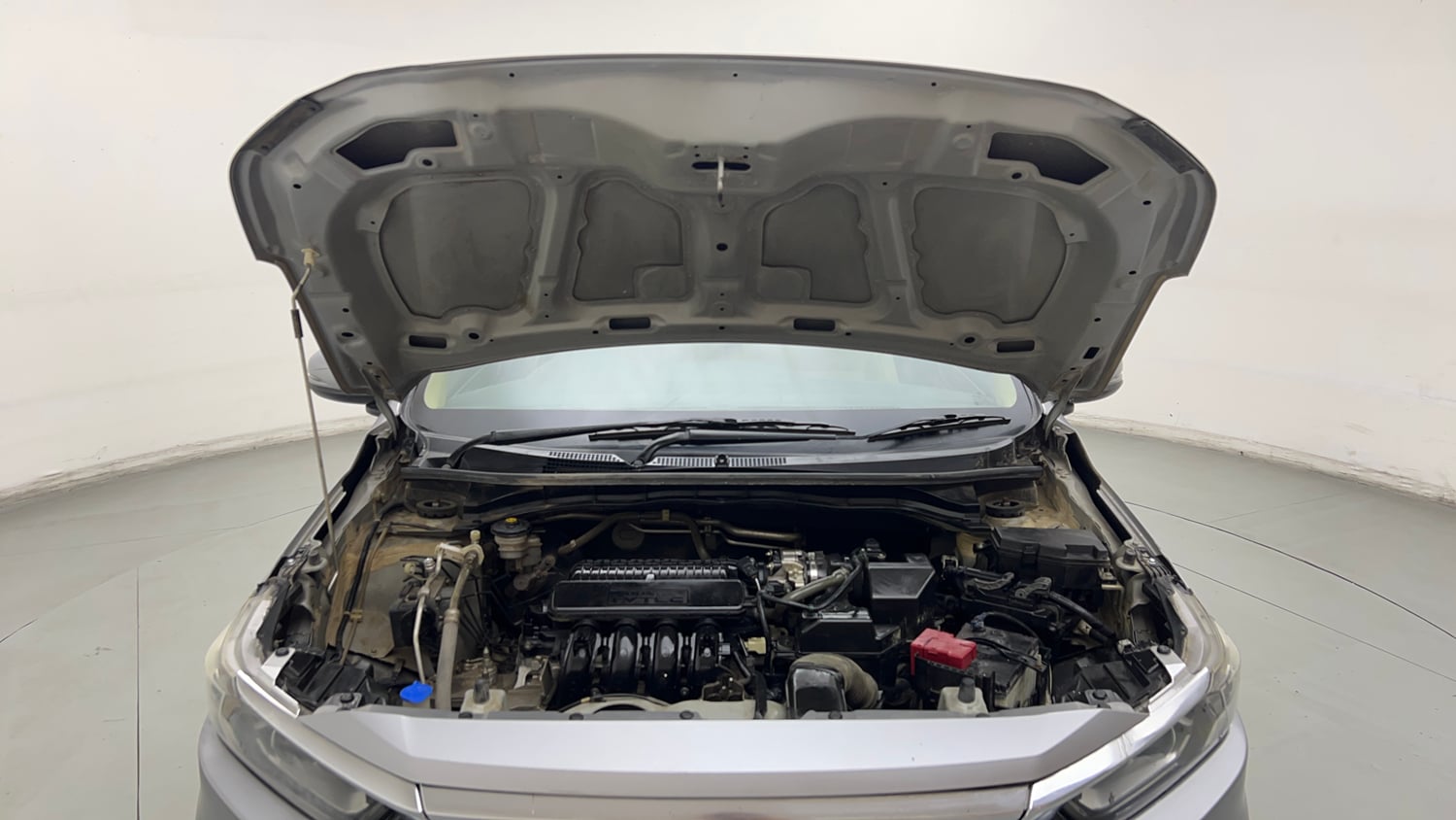 Used 2023 Honda Amaze VX 1.2 Petrol CVT Petrol Automatic engine ENGINE & BONNET OPEN FRONT VIEW