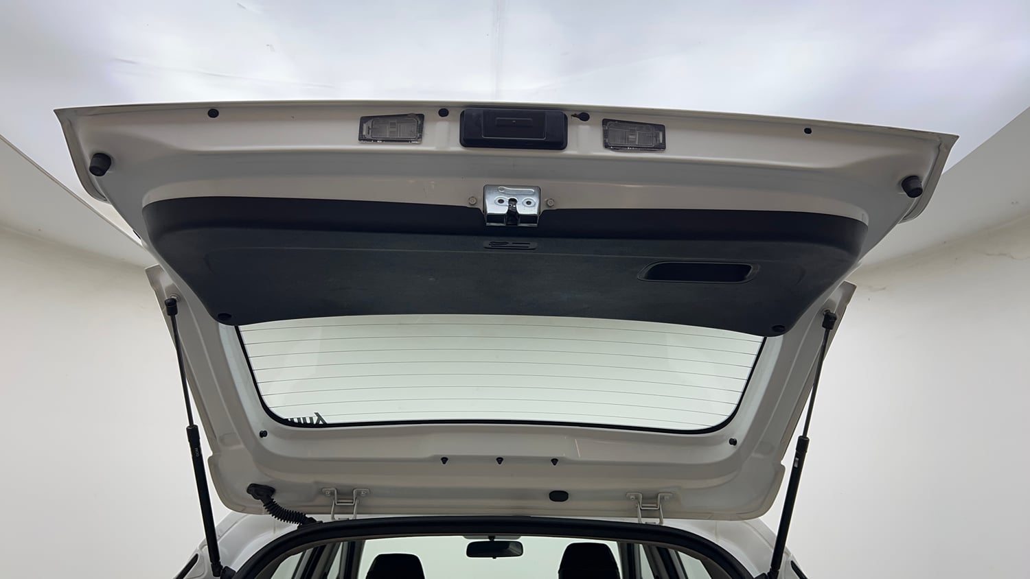 Used 2022 Kia Sonet HTX 1.5 Diesel Manual interior DICKY DOOR OPEN VIEW