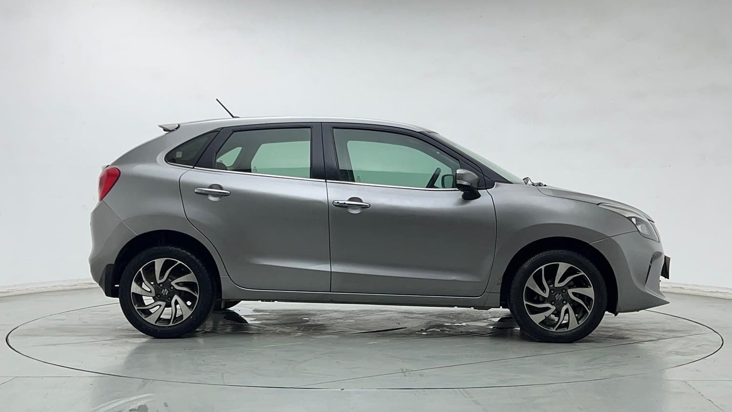 Used 2019 Maruti Suzuki Baleno Alpha Petrol Manual exterior RIGHT SIDE VIEW