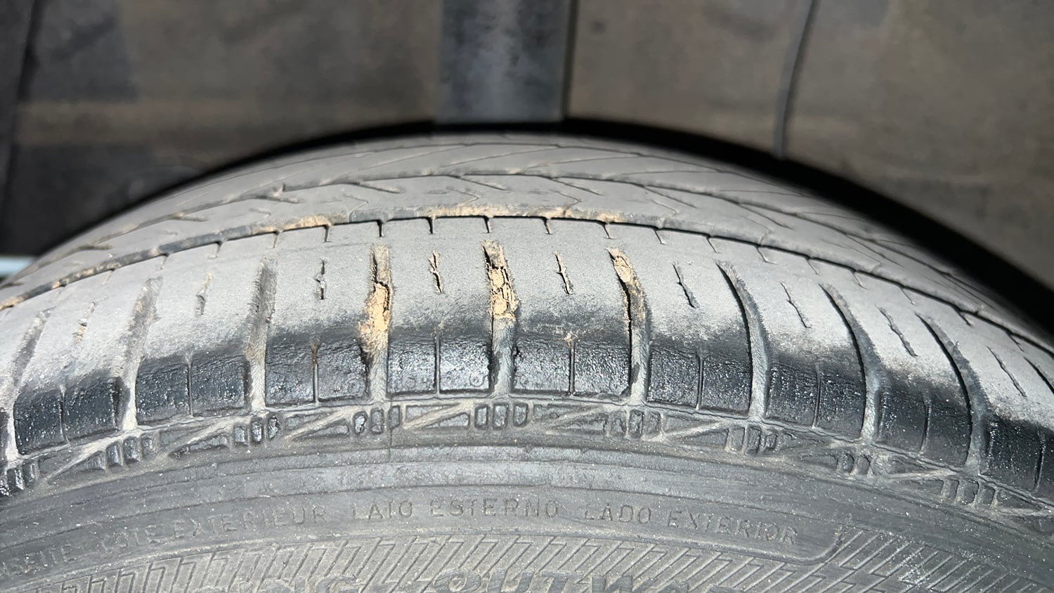 Used 2020 Hyundai Grand i10 Sportz 1.2 Kappa VTVT Petrol Manual tyres RIGHT REAR TYRE TREAD VIEW