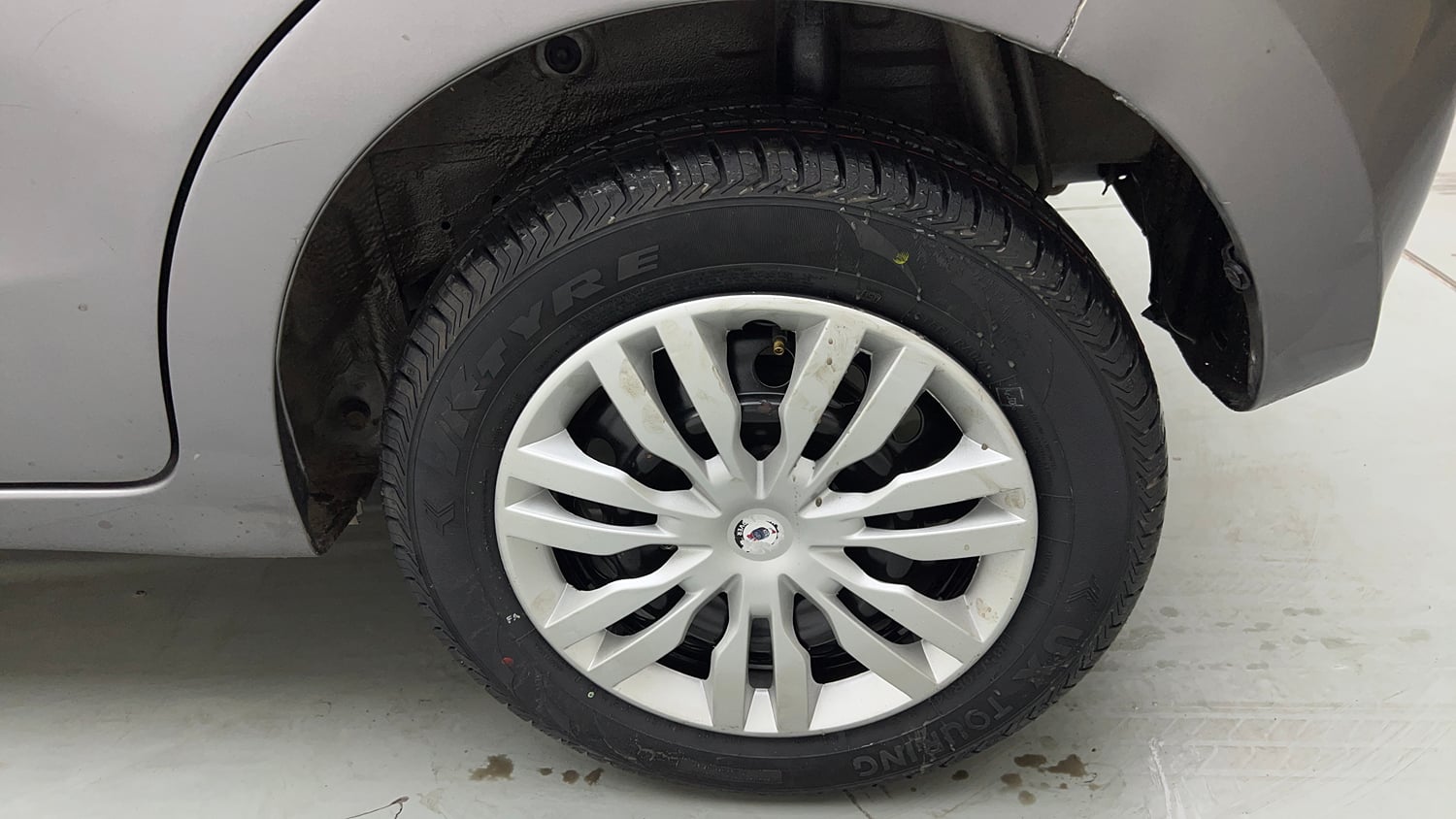 Used 2018 Maruti Suzuki Celerio VXi CNG Cng Manual tyres LEFT REAR TYRE RIM VIEW