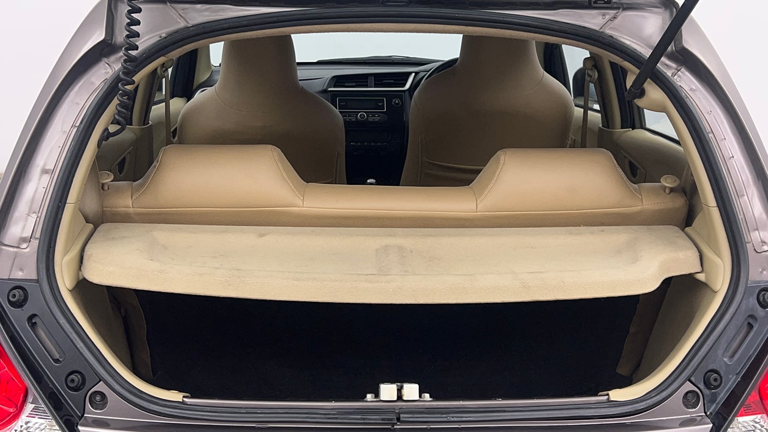 Used 2016 Honda Brio S MT Petrol Manual interior DICKY INSIDE VIEW