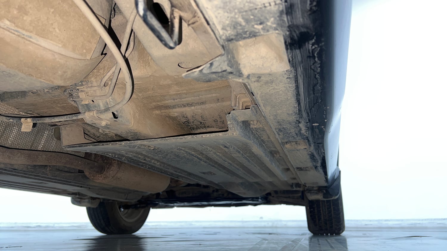 Used 2023 Maruti Suzuki Grand Vitara Zeta Plus Intelligent Hybrid eCVT Hybrid Automatic extra REAR RIGHT UNDERBODY VIEW