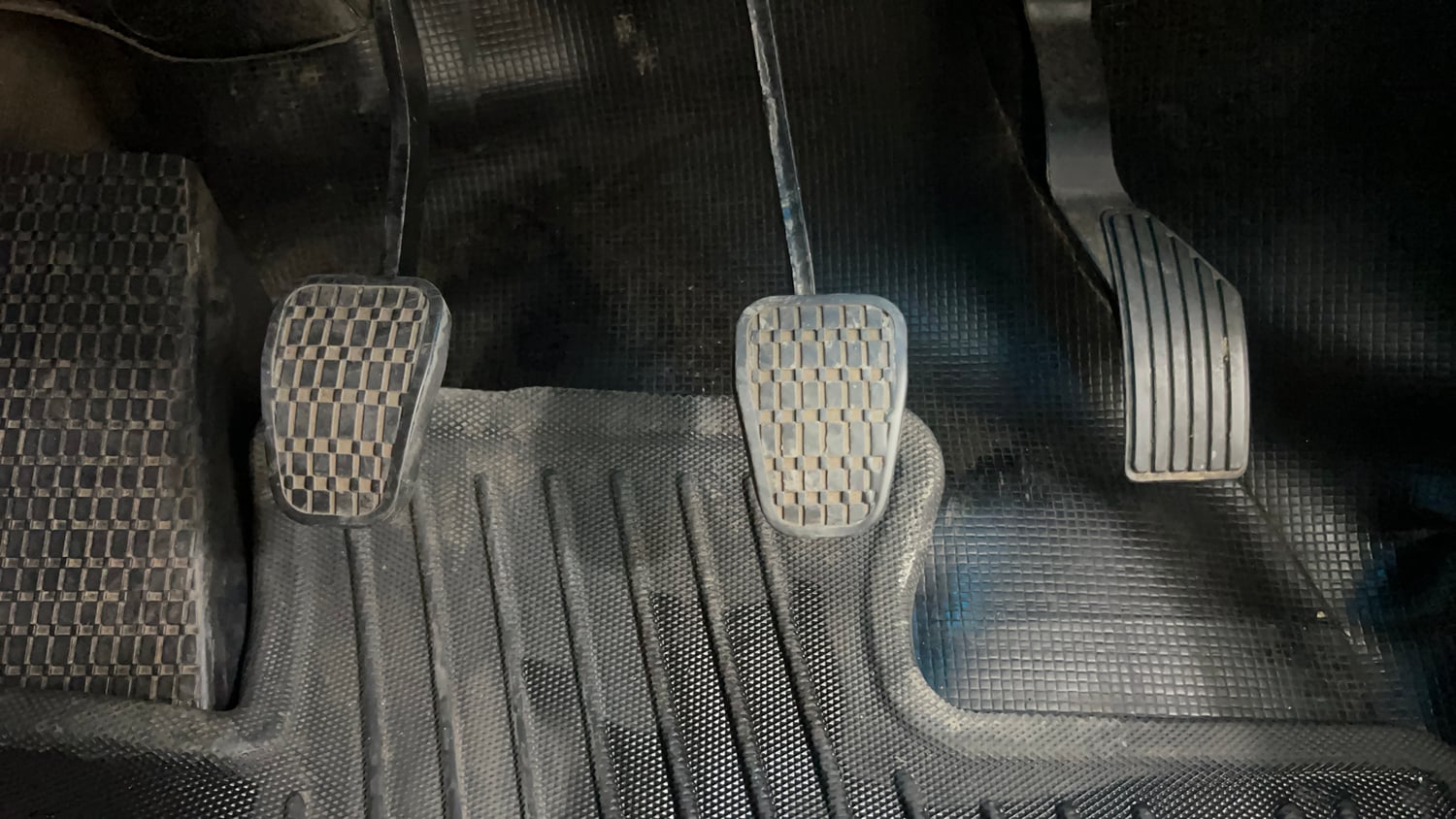 Used 2022 Tata Altroz XZ Diesel Diesel Manual interior PEDALS VIEW