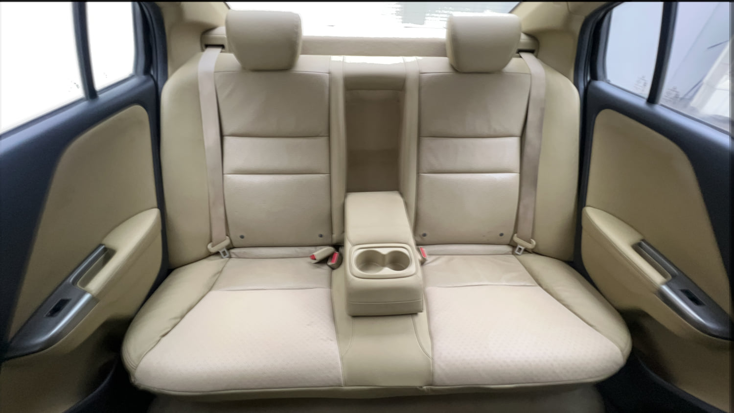 Used 2017 Honda City ZX CVT Petrol Petrol Automatic interior REAR SEAT CONDITION VIEW