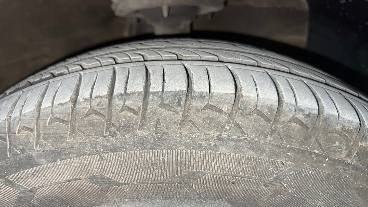 Used 2016 Hyundai Xcent SX 1.1 CRDi Diesel Manual tyres RIGHT FRONT TYRE TREAD VIEW