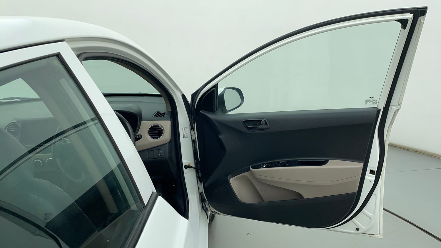 Used 2017 Hyundai Grand i10 Magna 1.2 Kappa VTVT Petrol Manual interior RIGHT FRONT DOOR OPEN VIEW