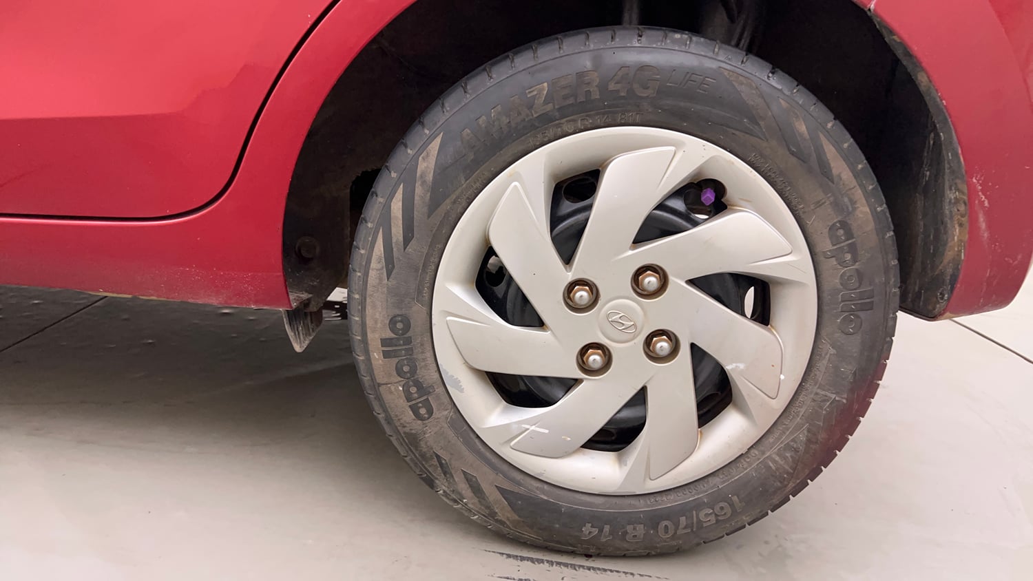Used 2019 Hyundai Santro Sportz Petrol Manual tyres LEFT REAR TYRE RIM VIEW