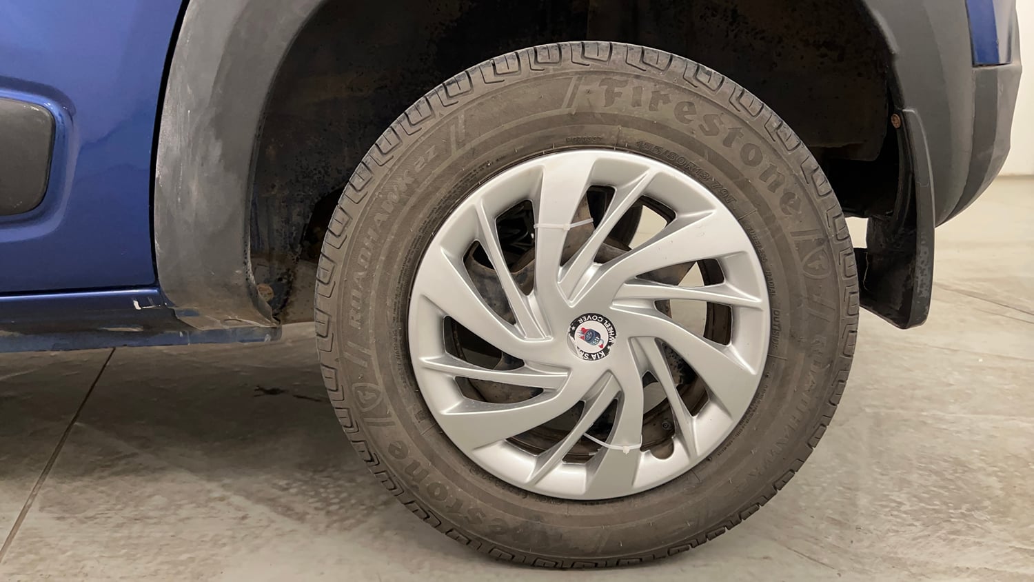 Used 2018 Renault Kwid CLIMBER 1.0 Petrol Manual tyres LEFT REAR TYRE RIM VIEW