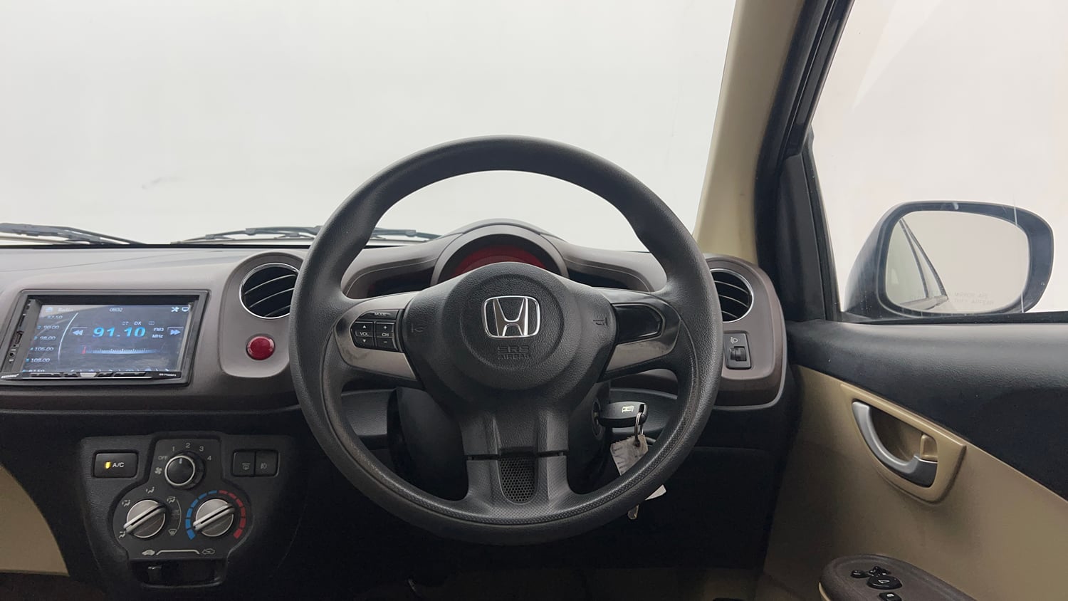 Used 2014 Honda Amaze 1.2 VX i-VTEC Petrol Manual interior STEERING VIEW