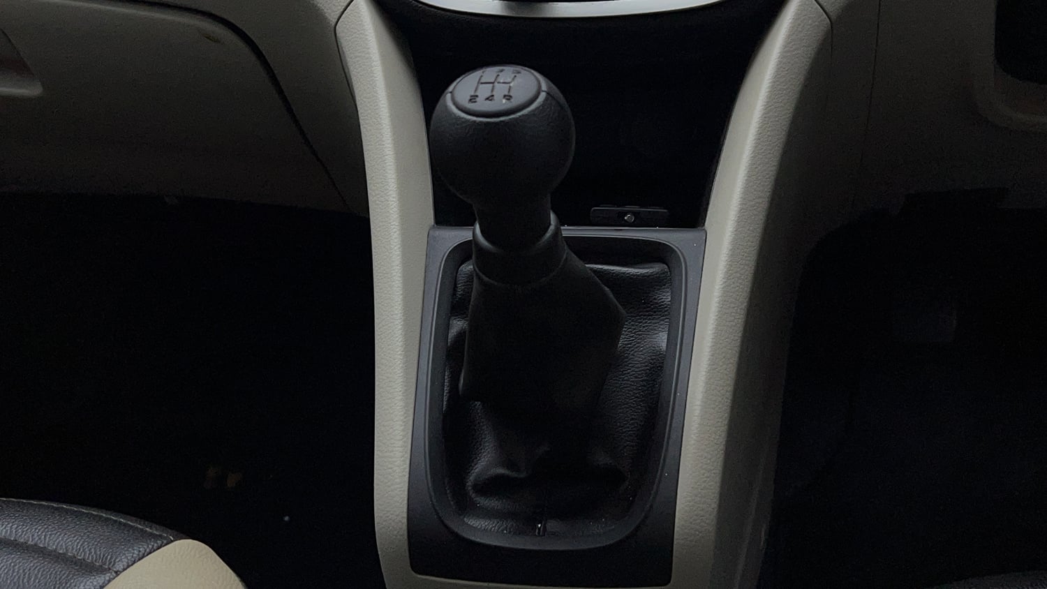 Used 2018 Maruti Suzuki Celerio VXi CNG Cng Manual interior GEAR  KNOB VIEW