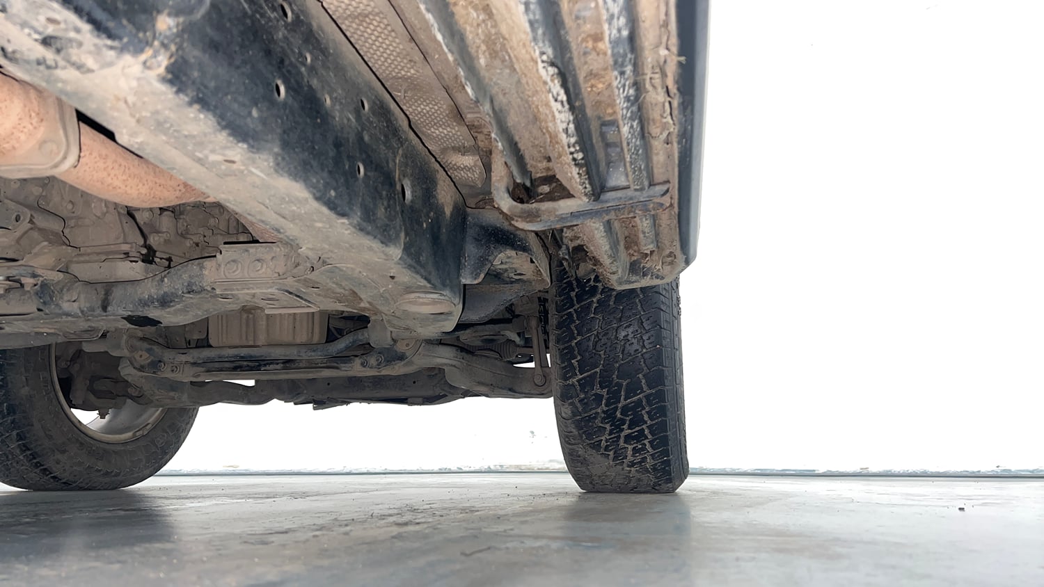 Used 2023 Mahindra Thar LX Hard Top Petrol AT RWD Petrol Automatic extra REAR RIGHT UNDERBODY VIEW