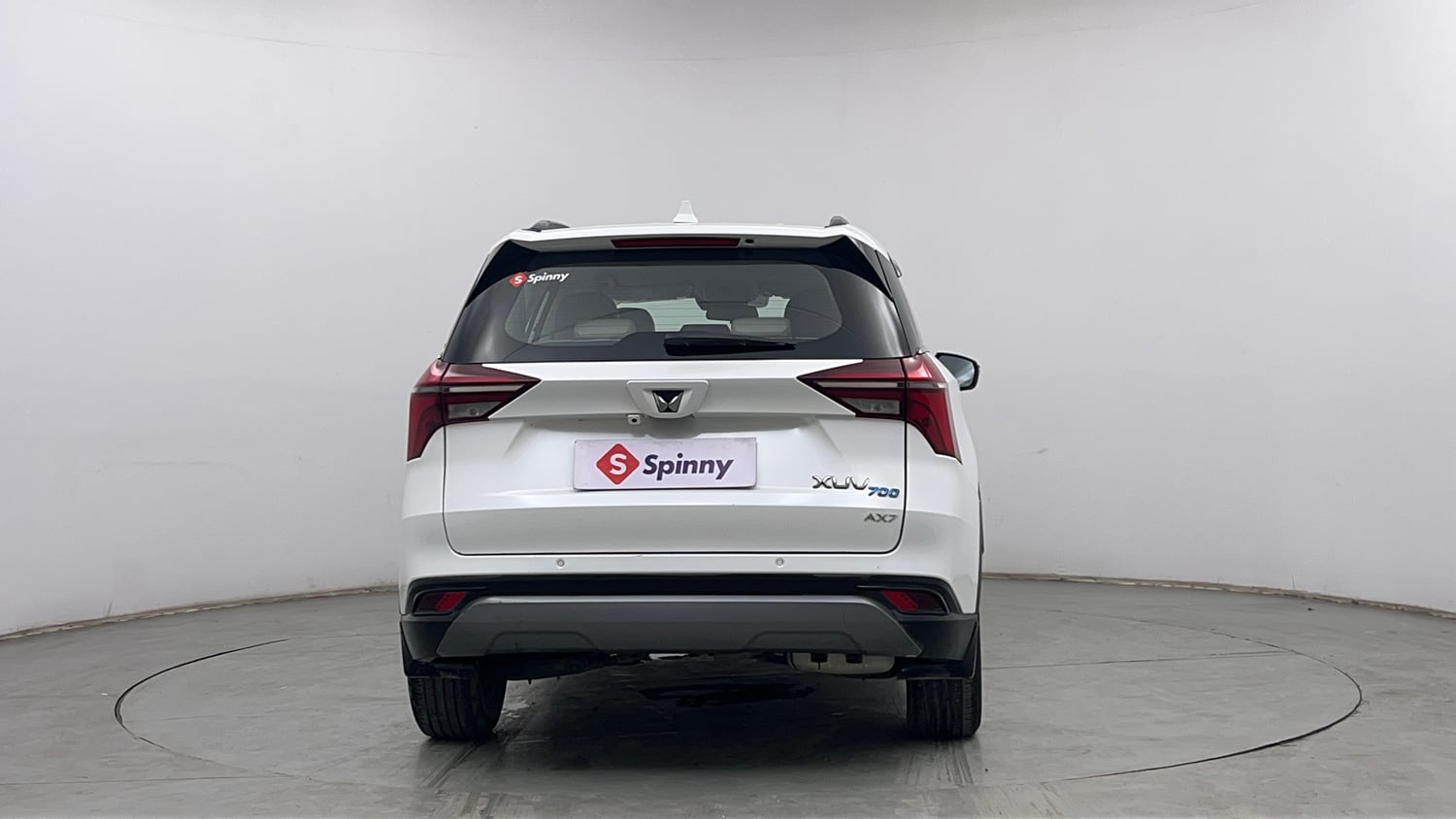 Used 2022 Mahindra XUV700 AX 7 Petrol MT 7 STR Petrol Manual exterior BACK VIEW