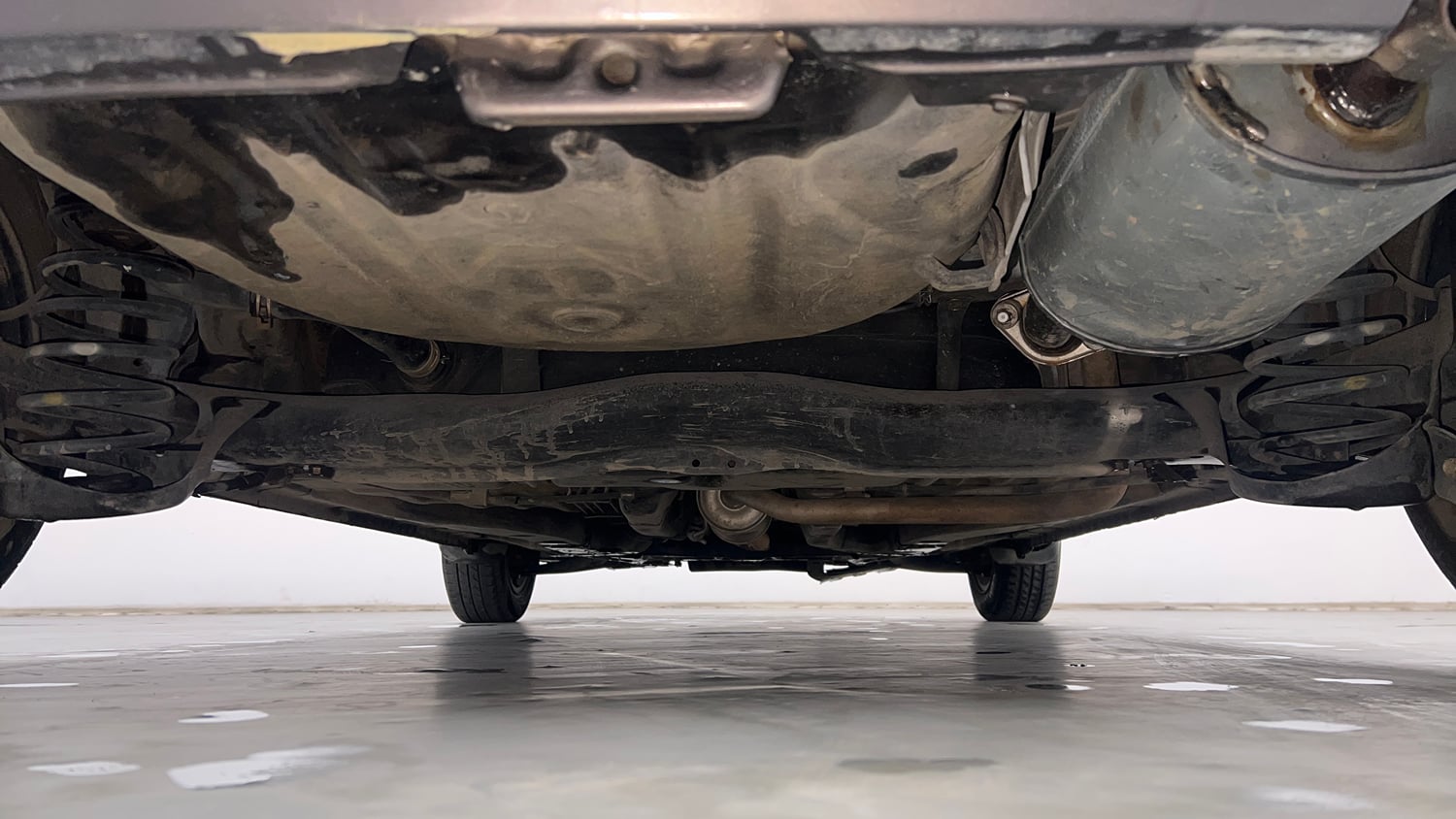 Used 2016 Honda Brio S MT Petrol Manual extra REAR UNDERBODY VIEW (TAKEN FROM REAR)