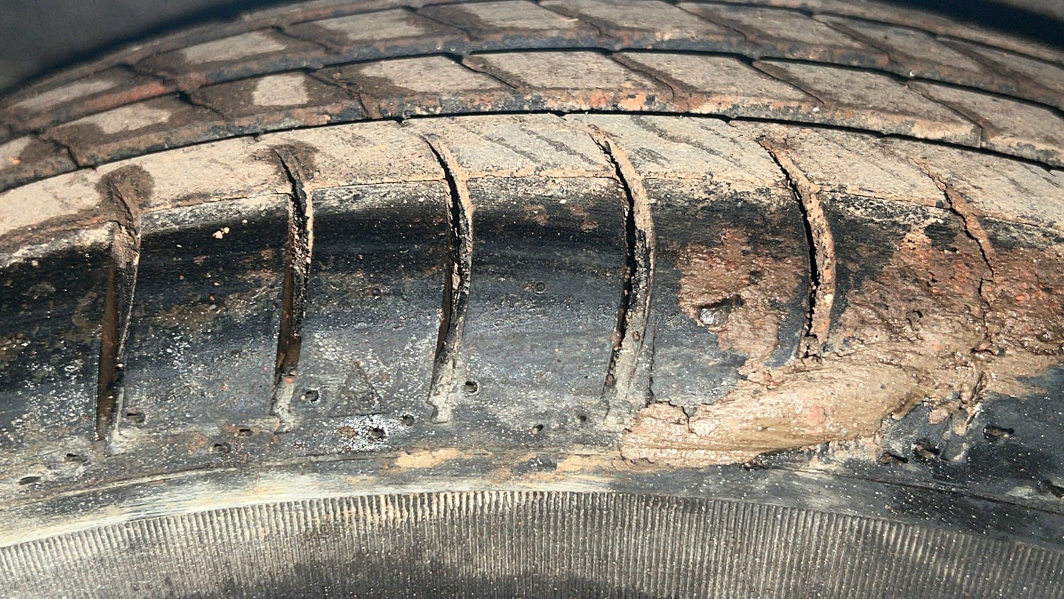 Used 2019 Maruti Suzuki Celerio ZXi Petrol Manual tyres RIGHT REAR TYRE TREAD VIEW