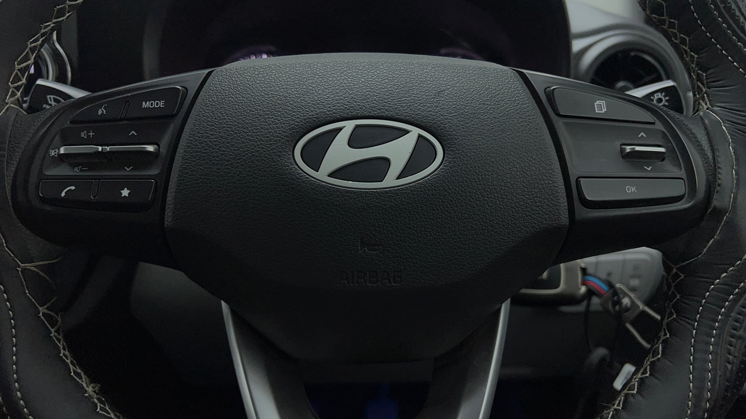 Used 2026 Hyundai Grand i10 Nios Sportz 1.2 Hy-CNG Duo Cng Manual top_features Airbags