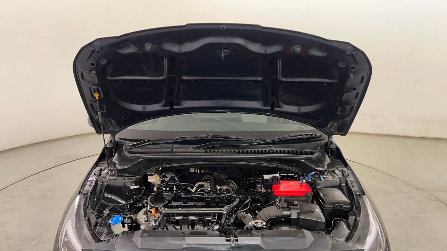 Used 2023 Hyundai New i20 Asta (O) 1.2 IVT Petrol Automatic engine ENGINE & BONNET OPEN FRONT VIEW
