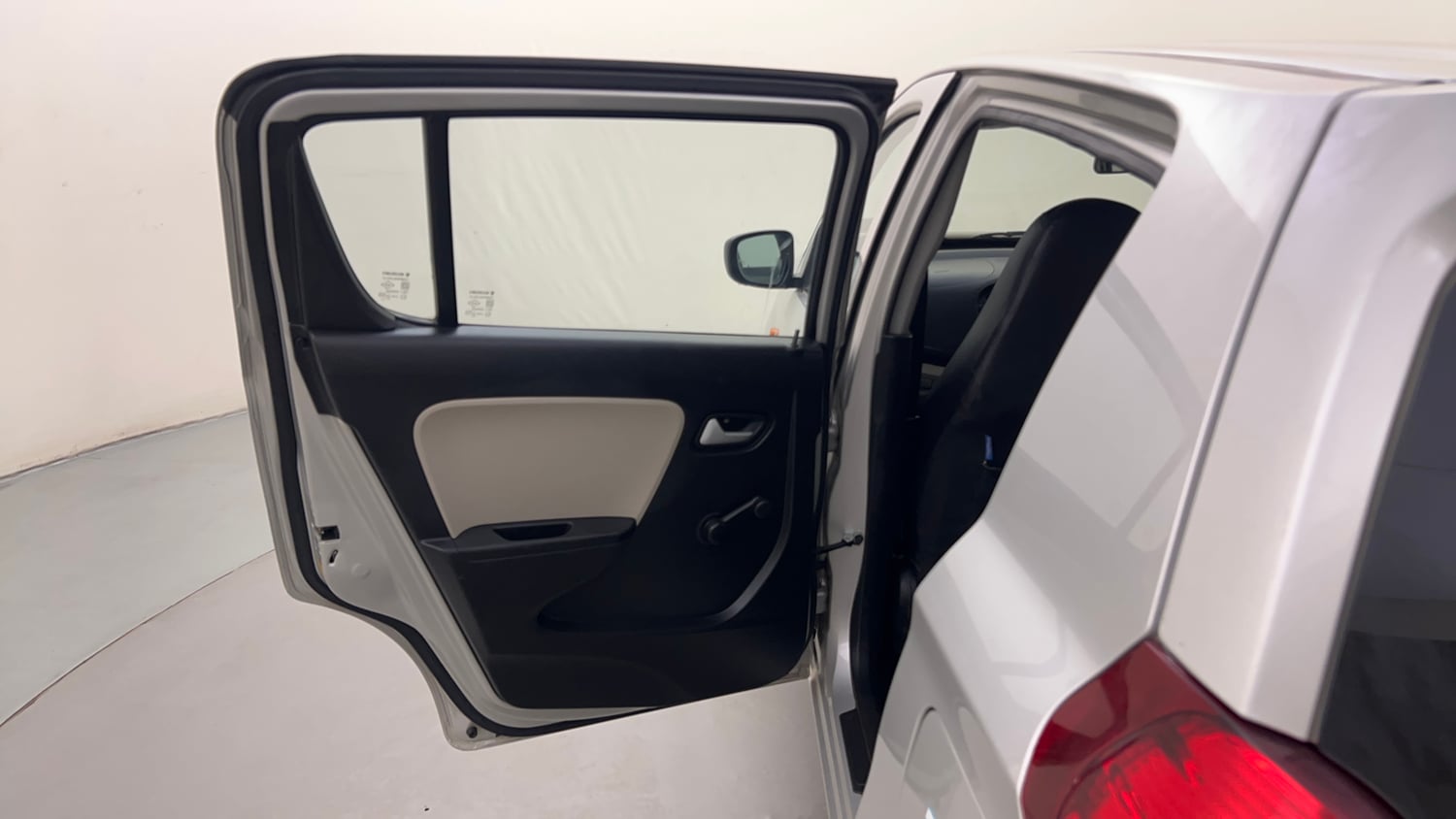 Used 2023 Maruti Suzuki Alto 800 VXi Petrol Manual interior LEFT REAR DOOR OPEN VIEW