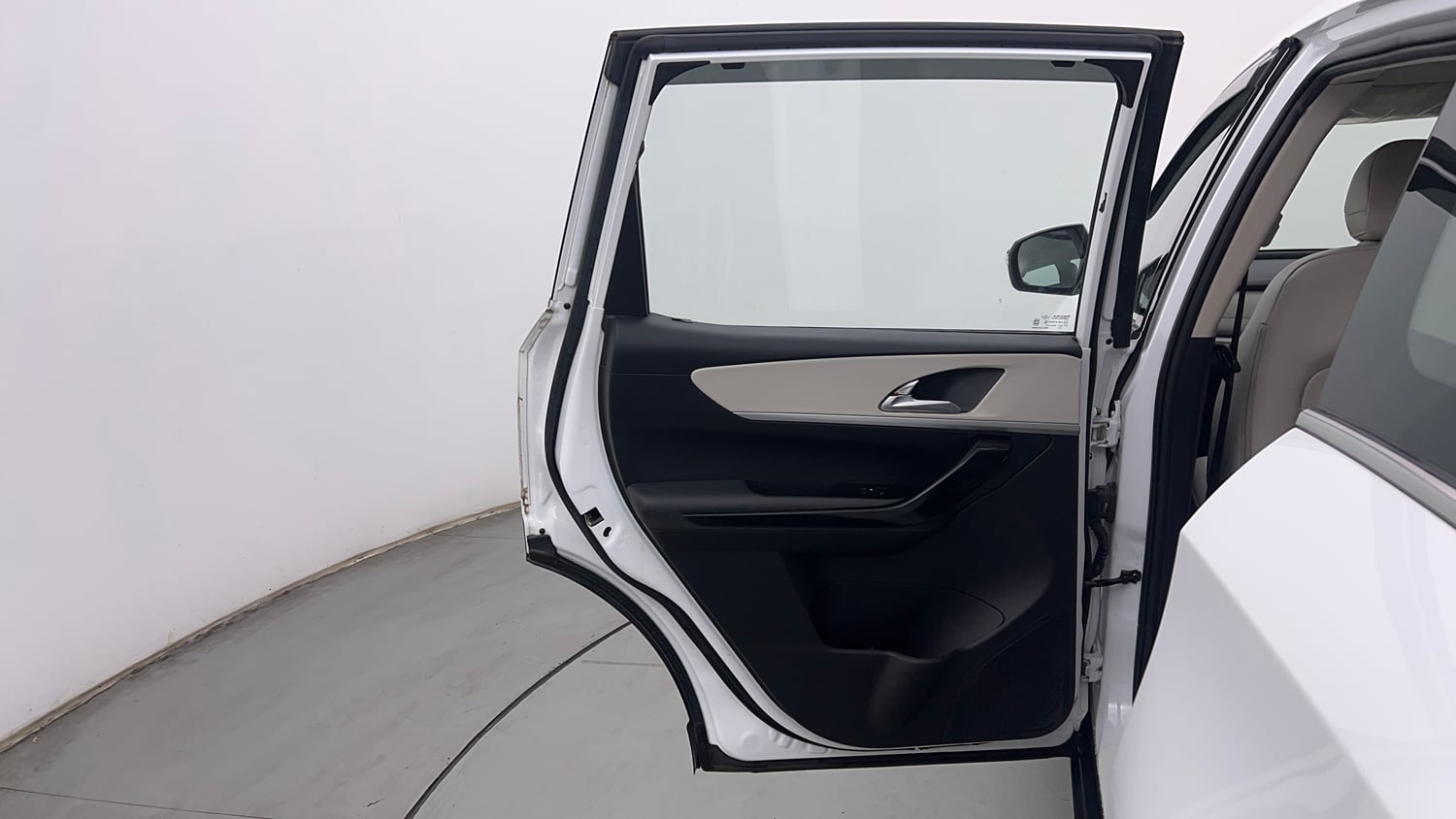 Used 2022 Mahindra XUV700 AX 7 Petrol MT 7 STR Petrol Manual interior LEFT REAR DOOR OPEN VIEW