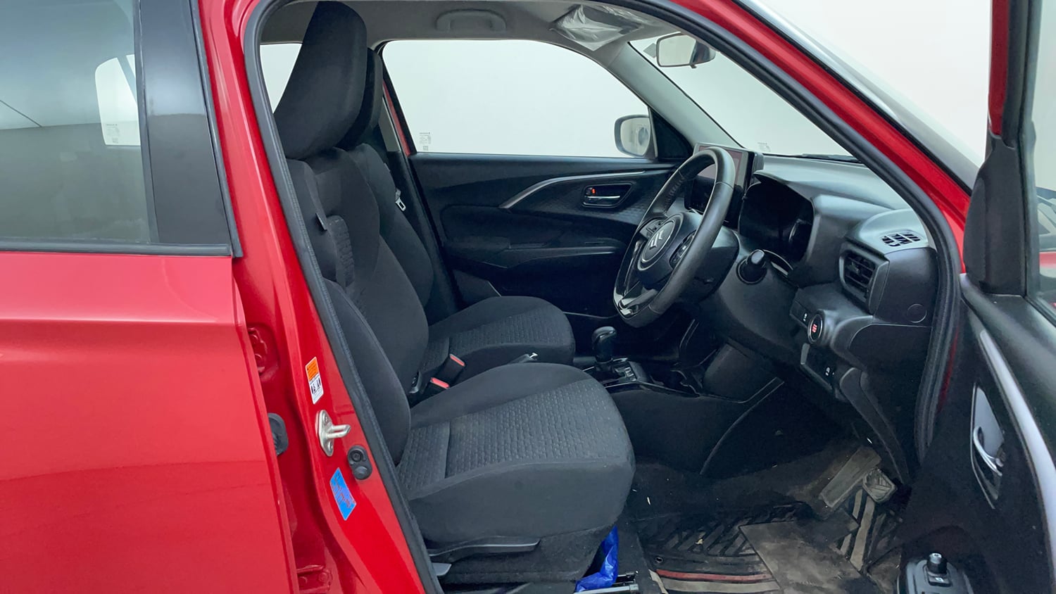 Used 2024 Maruti Suzuki Swift ZXi Plus Dual Tone AMT Petrol Automatic interior RIGHT SIDE FRONT DOOR CABIN VIEW