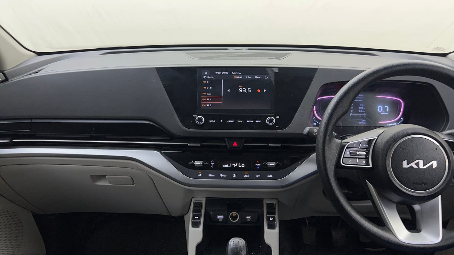 Used 2022 Kia Carens Prestige Plus 1.4 Petrol MT 7 STR Petrol Manual interior MUSIC SYSTEM & AC CONTROL VIEW