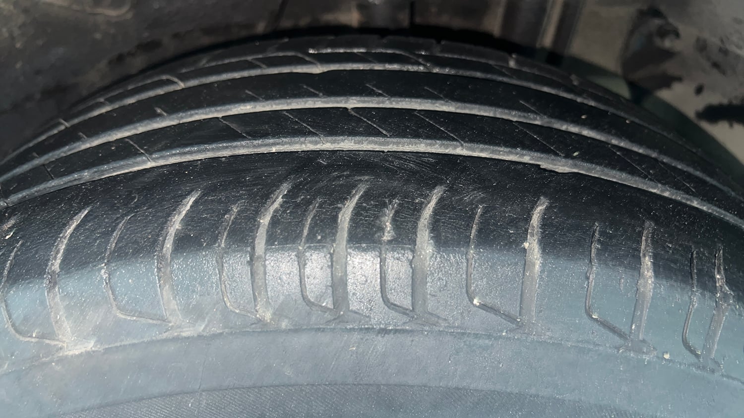 Used 2018 Tata Nexon XZA Plus Petrol Petrol Automatic tyres LEFT REAR TYRE TREAD VIEW