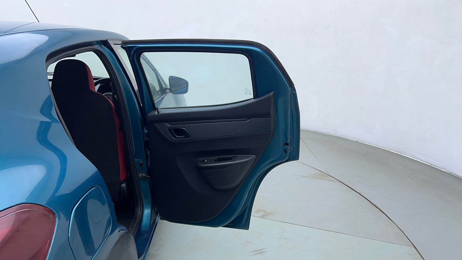 Used 2021 Renault Kwid RXT 1.0 Opt Petrol Manual interior RIGHT REAR DOOR OPEN VIEW